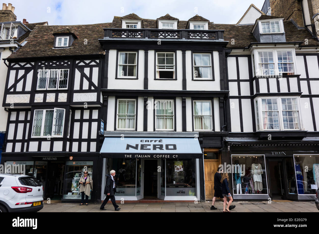 Vorne von alten Gebäuden Kings Parade Cambridge England Stockfoto