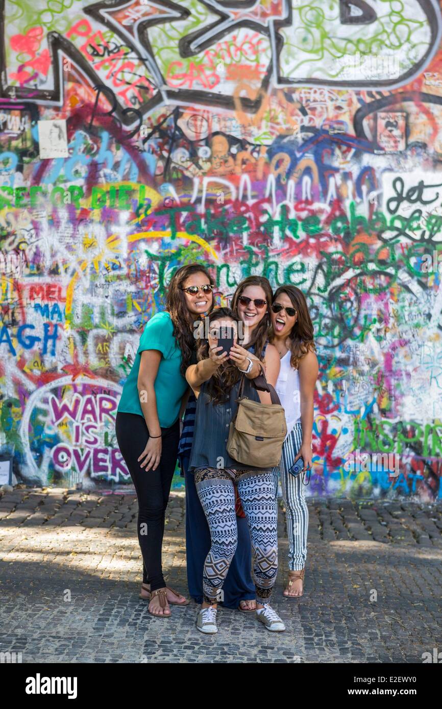 Tschechische Republik-Prag-Altstadt Weltkulturerbe von UNESCO Mala Strana Wandbild zur Erinnerung an John Lennon Stockfoto
