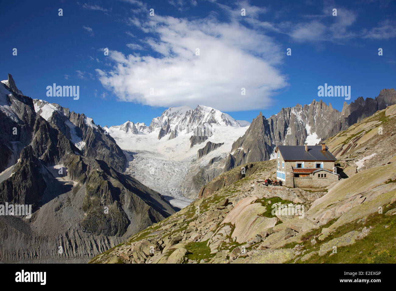 Frankreich, Haute Savoie, Chamonix, Mont Blanc (4810m) bei Sonnenuntergang, Refuge du Couvercle, Mont-Blanc-Massiv Stockfoto