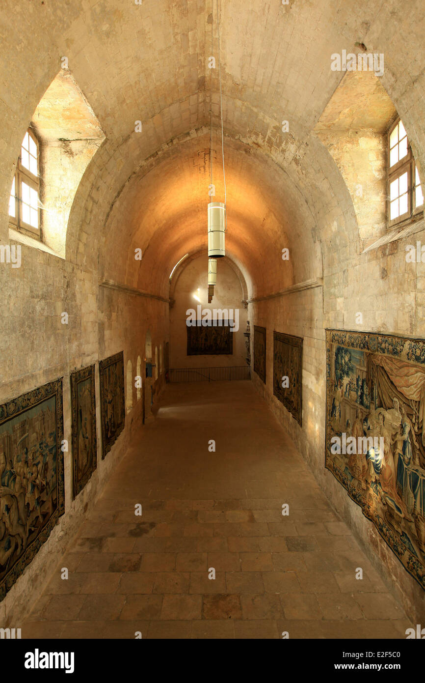 Frankreich Bouches du Rhone Arles Republik Square Church St. Trophimus (XII-XV Jh.) historische Denkmal Weltkulturerbe der Stockfoto