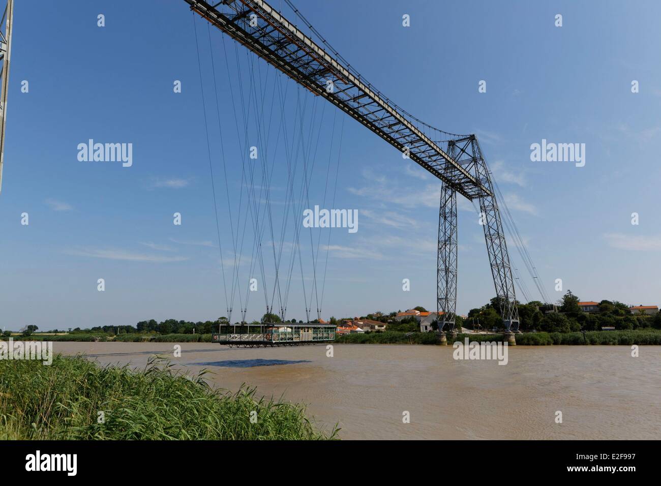 Frankreich, Charente Maritime, Rochefort, der Transfer-Brücke über den Fluss Charente Stockfoto