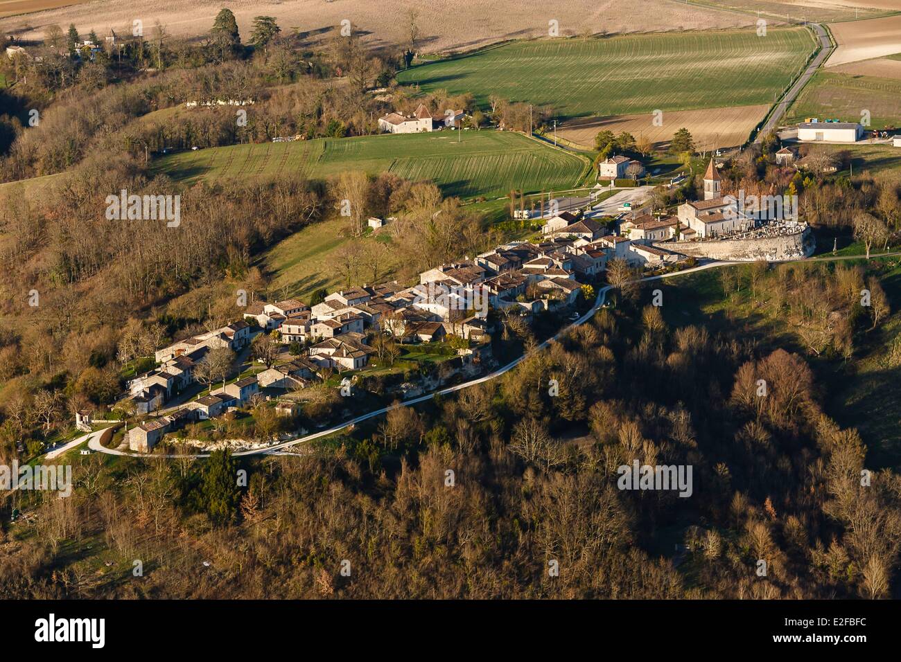 Frankreich, Tarn et Garonne, Montjoi, das Dorf (Luftbild) Stockfoto