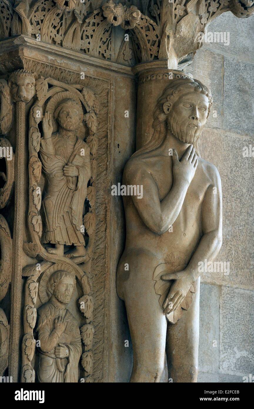 Kroatien Dalmatien dalmatinische Küste Trogir Altstadt als Weltkulturerbe durch die UNESCO Adam Skulptur und Bas-reliefs Stockfoto