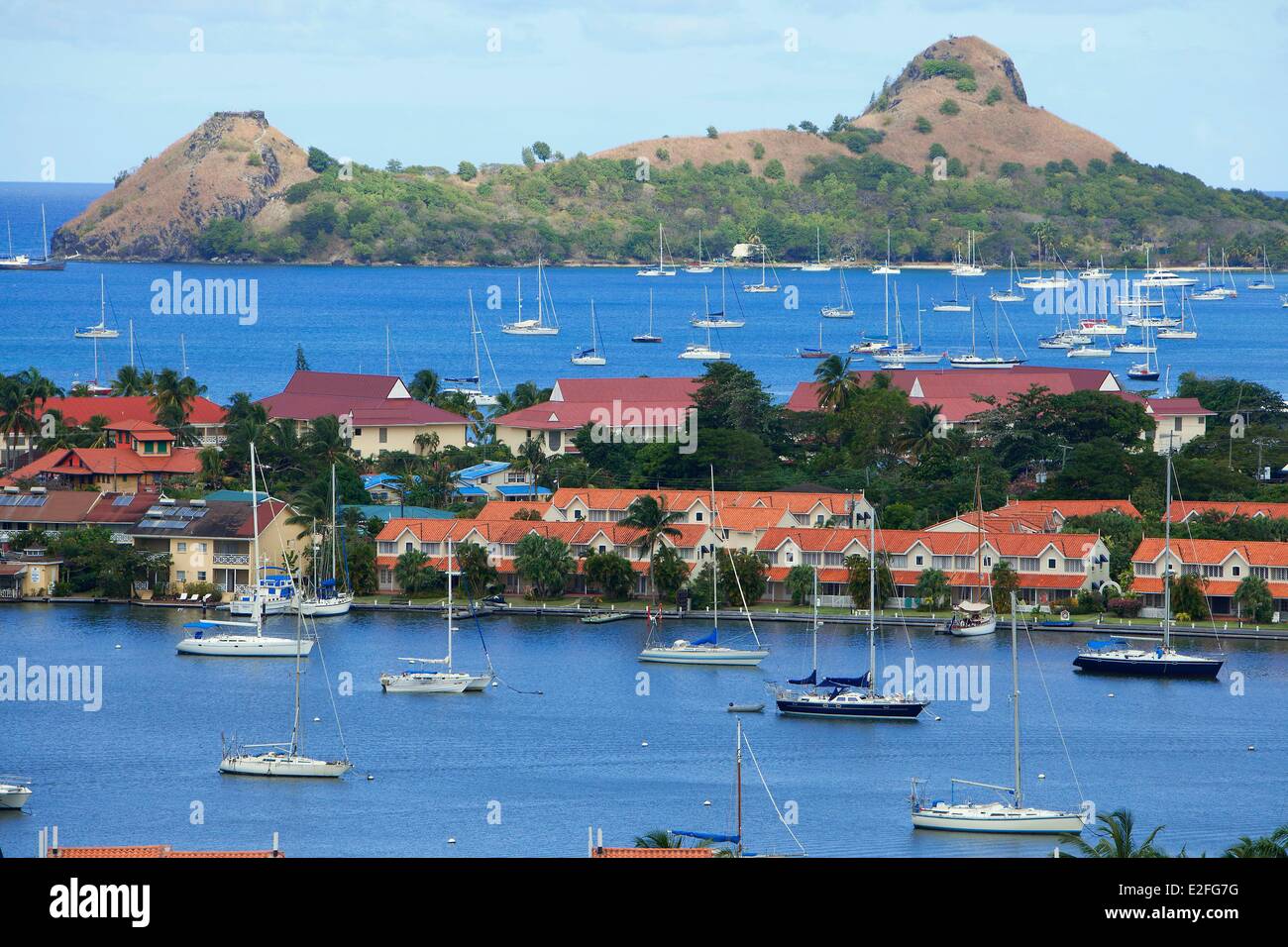 Westindischen Karibikinseln der Wind Saint Lucia North Island Gros Islet Bezirk Rodney Bay Marina im Hintergrund die Stockfoto