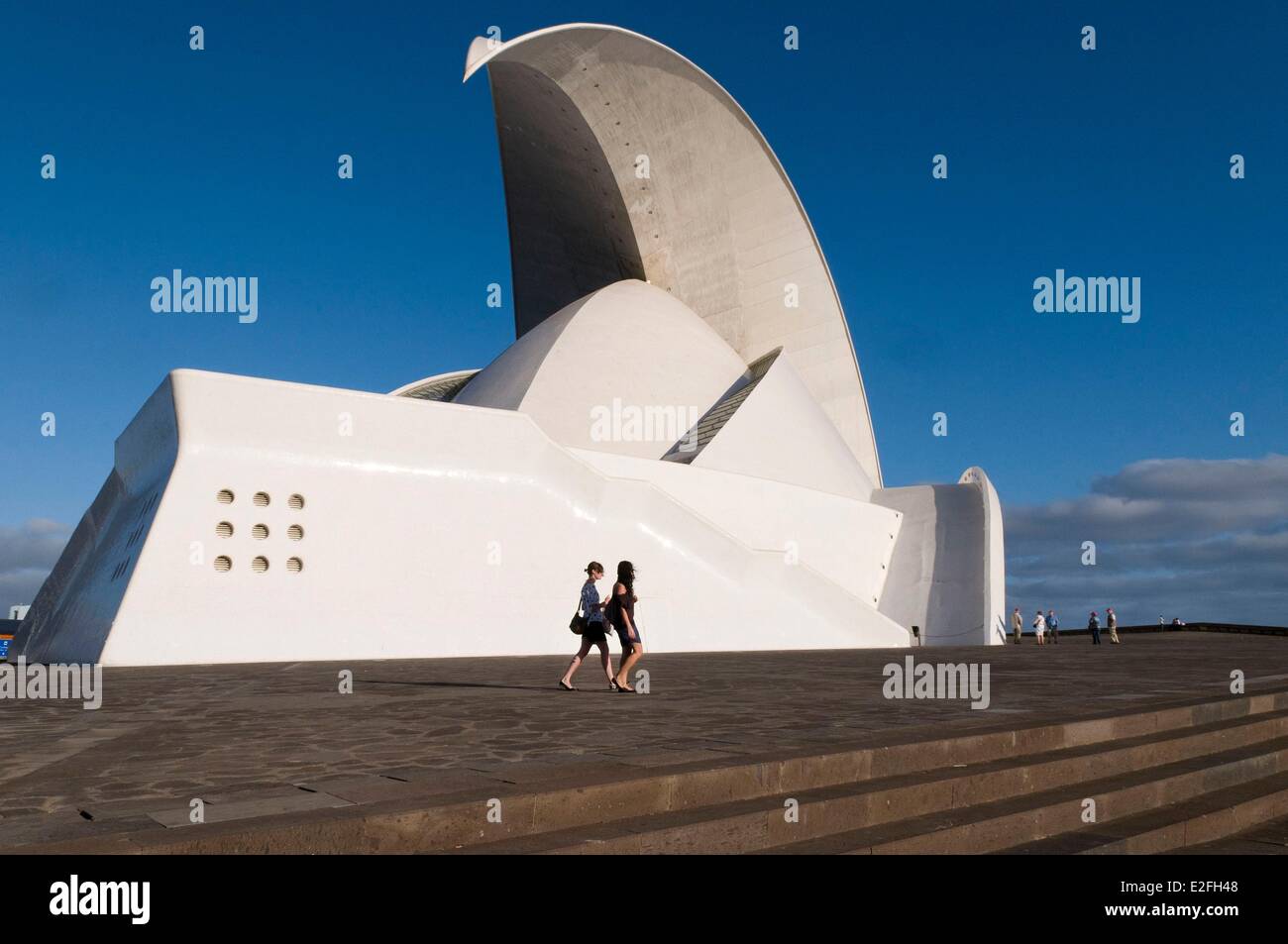 Spanien, Kanarische Inseln, Teneriffa Insel, Santa Cruz De Tenerife, Oper von dem Architekten Santiago Calatrava Stockfoto