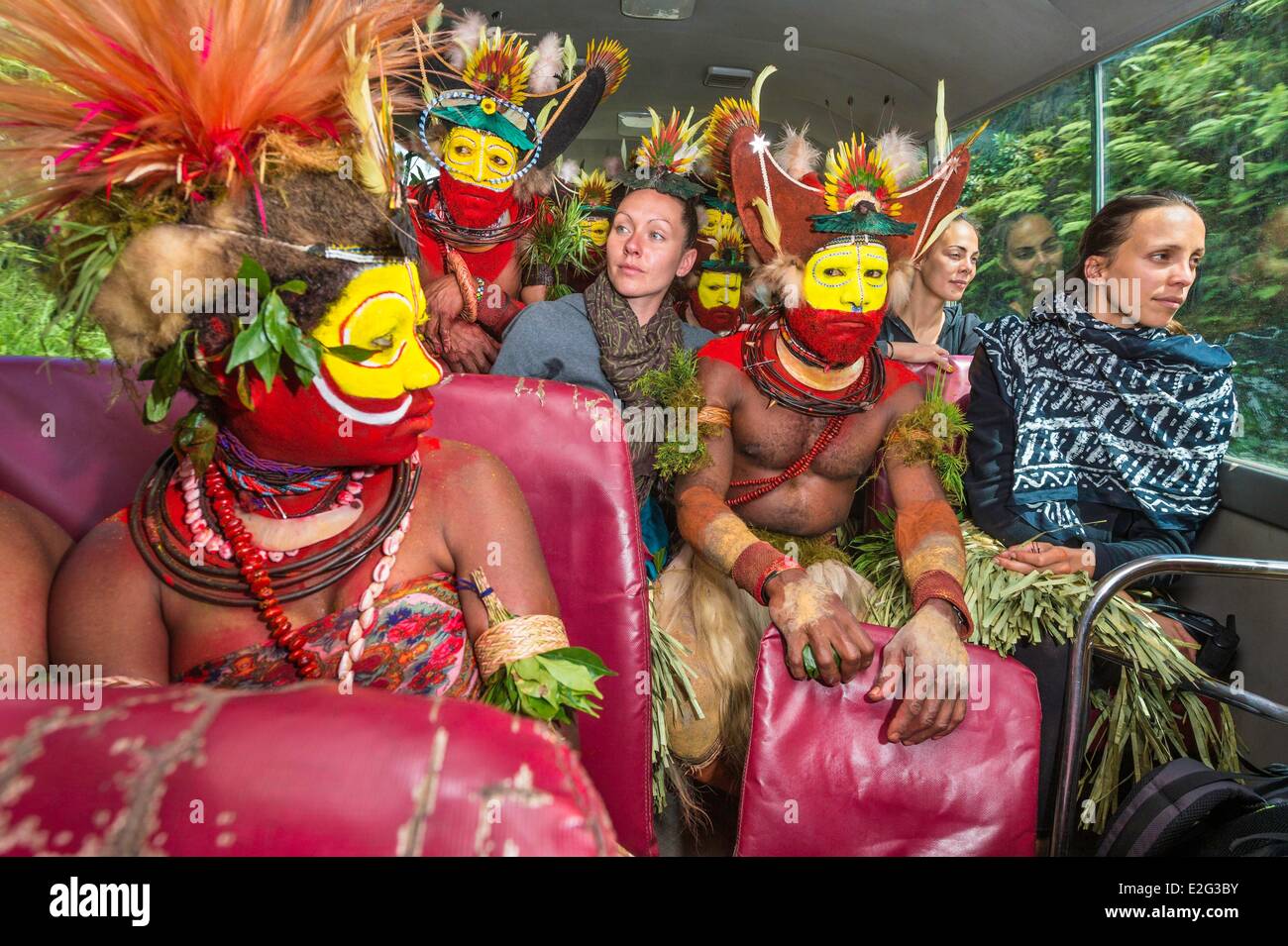 Papua-Neu-Guinea Highands Western Higlands Provinz Mount Hagen Sabla Stamm Julie Bruyere Alexandra Frouin und Zara Deane Stockfoto