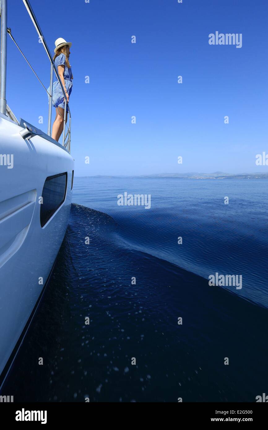 Kroatien Dalmatien dalmatinische Küste segeln zwischen der Insel Brac und Insel Solta Stockfoto