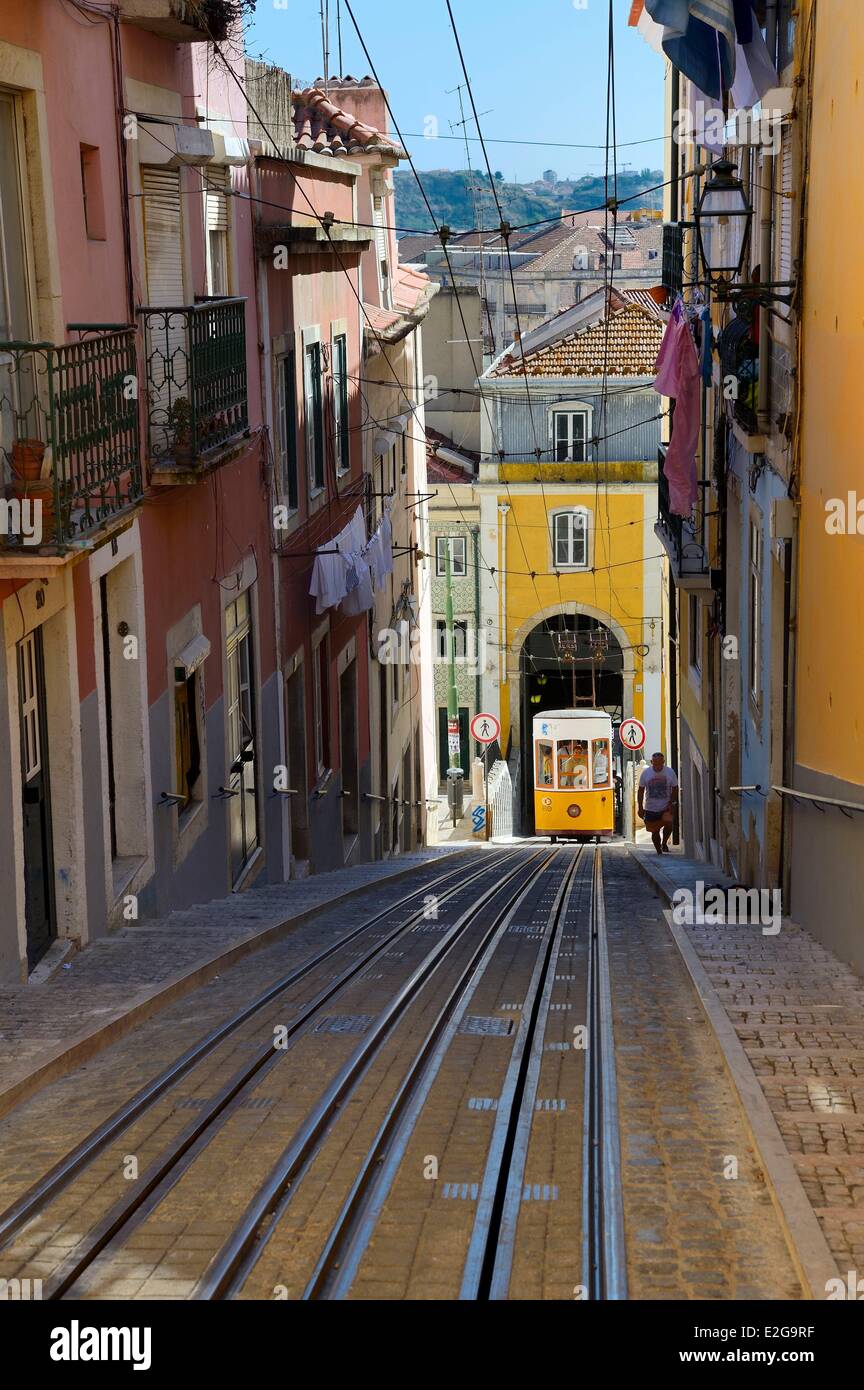 Portugal Lissabon Bairro Alto Viertel Bica Standseilbahn verbindet das Viertel Bairro Alto zu den Ufern des Tejo Stockfoto