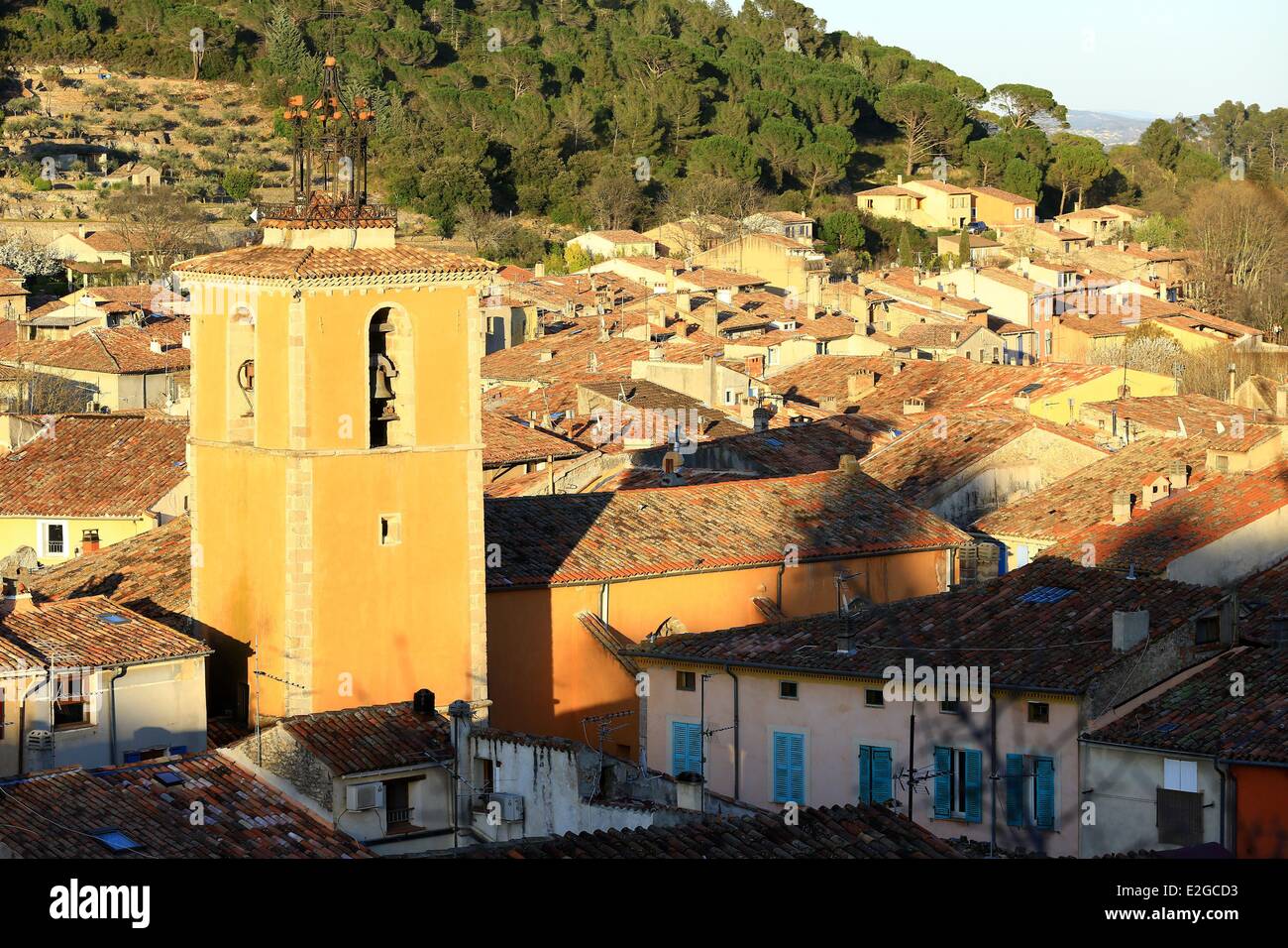 Frankreich Var Provence Verte Tourves Uhrturm Stockfoto