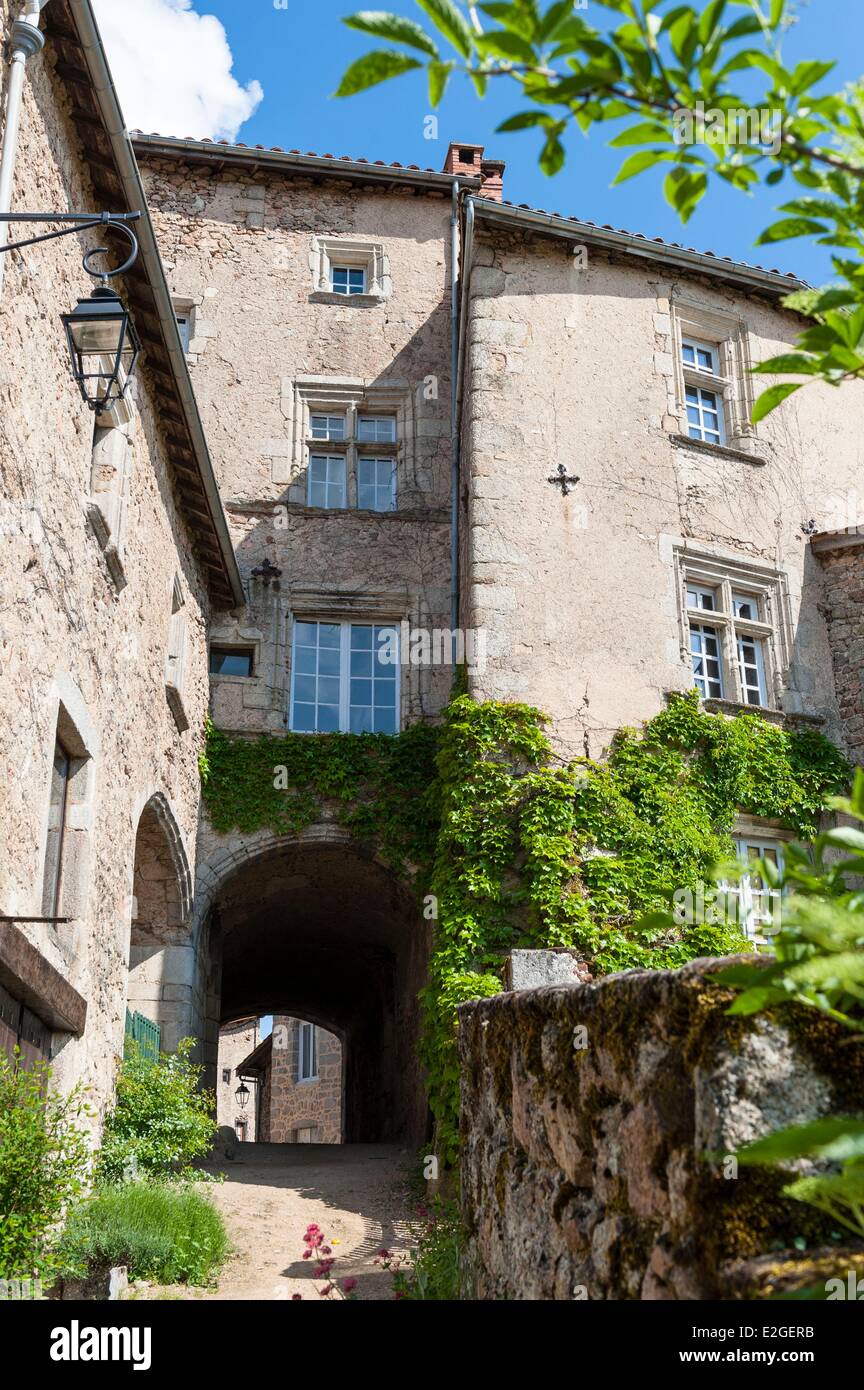 Frankreich Loire Monts du Forez historischen Dorf von Cervieres Stockfoto