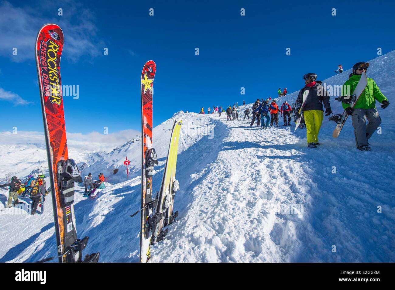 Frankreich Savoie Vanoise-massiv Tal der Haute Tarentaise Les Arcs Teil Paradiski Area mit über 425 km Ski Pisten Aiguille Rouge in Höhe von 3226m Stockfoto