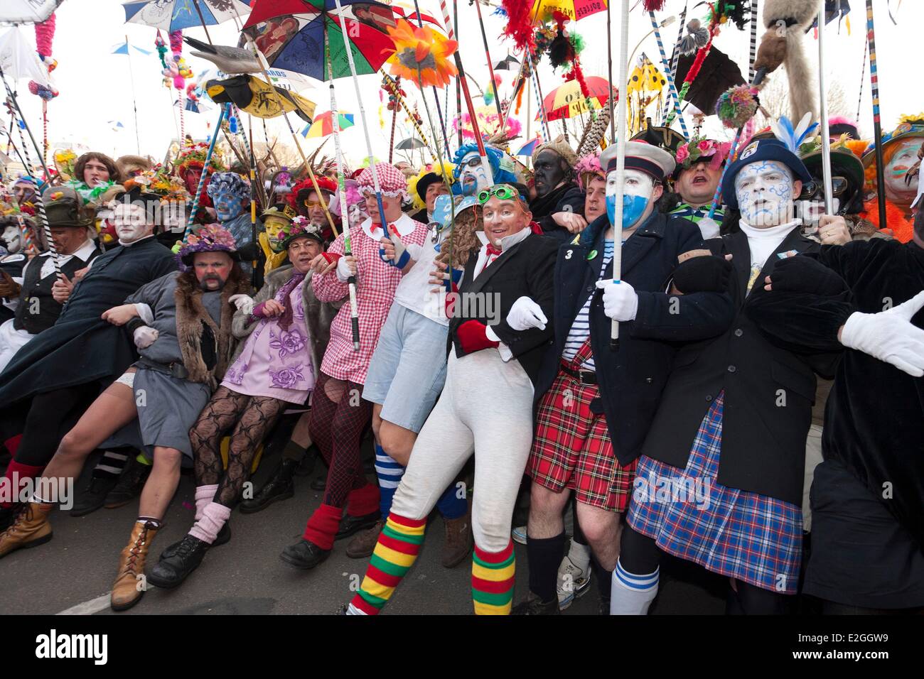 Frankreich Nord Dunkerque Karneval von Dünkirchen Dunkerque Karneval Goers band tut ein Stop Zwischenrufe und drängeln Stockfoto