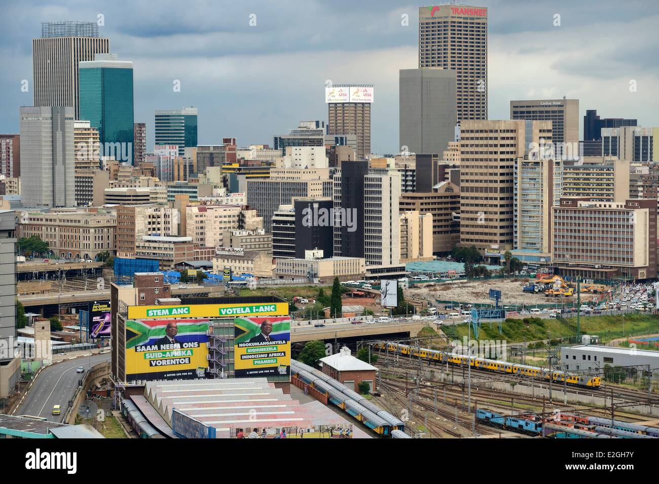 South Africa Gauteng Provinz Johannesburg Colorfull Waggons am Park
