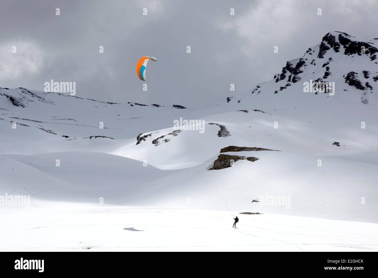 Frankreich Hautes Alpes Queyras Kyte Ski am Col Agnel (2744 m) im Mai Stockfoto