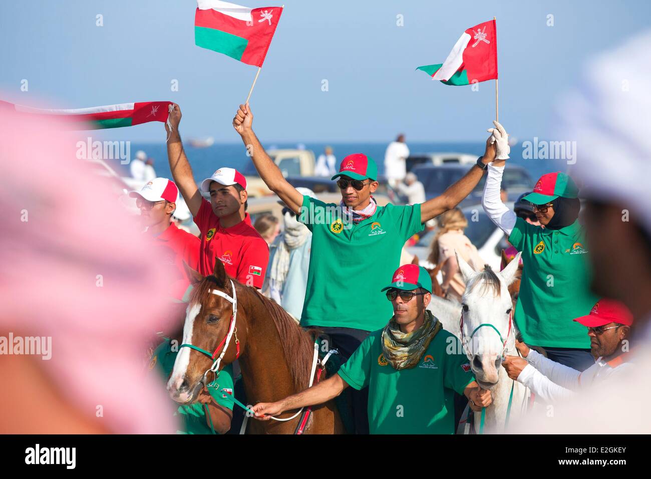 Sultanat von Oman Ash Sharqiyyah Region Wahiba Wüste Pferdesport Abenteuer Galopps von Oman kam am Qudayman Strand Abschlussfeier Stockfoto
