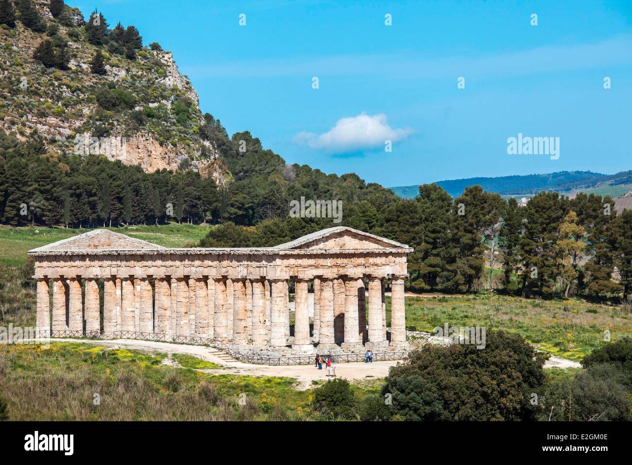 Italien-Sizilien-Segesta archäologische Stätte dorischen Tempel in 430 v. Chr. Stockfoto
