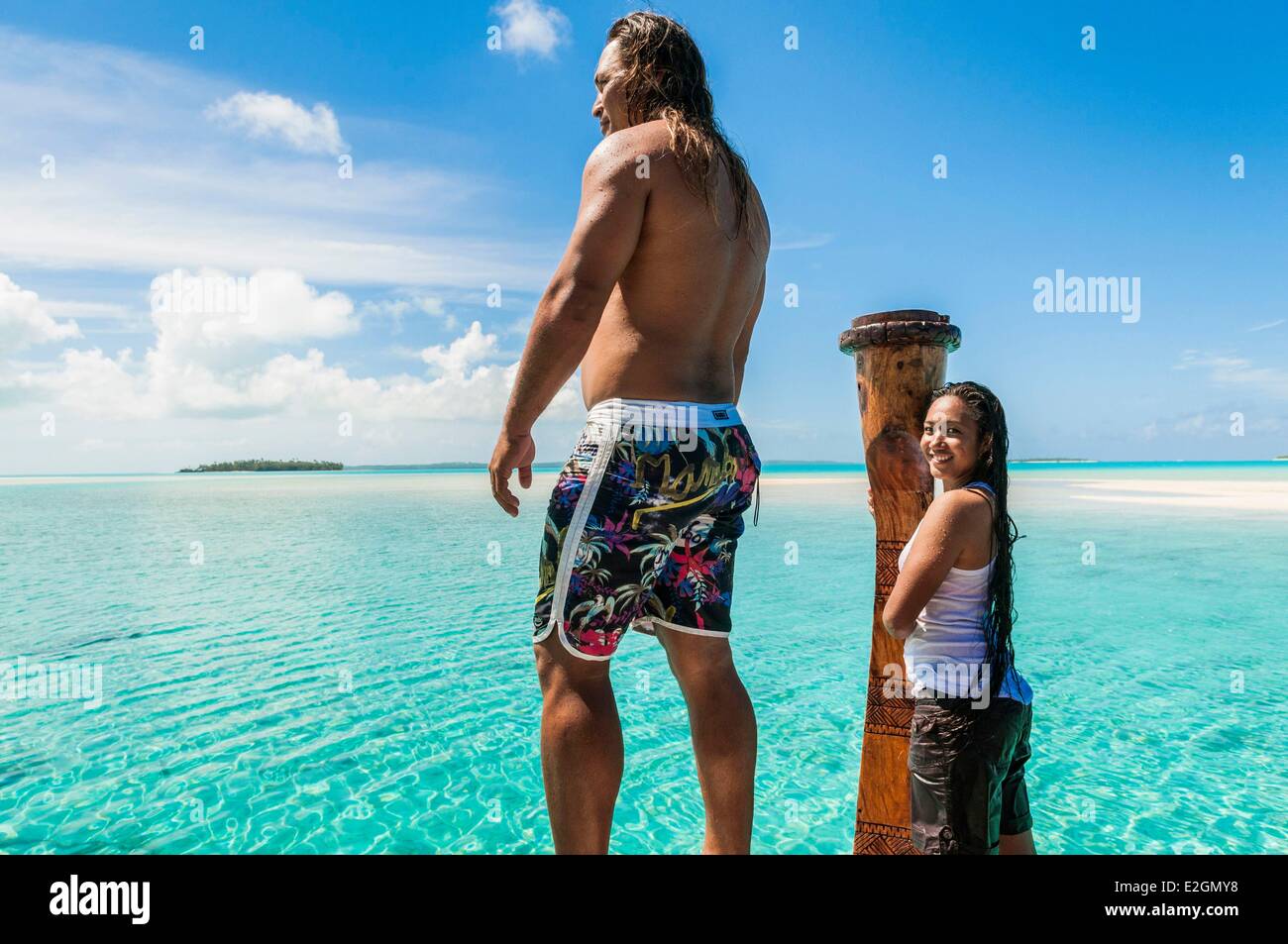Cook Inseln Aitutaki Island auf Lagon an Bord eines traditionellen Waka-Bootes Stockfoto
