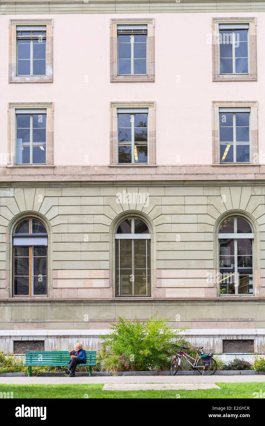 Universität der Schweiz Genf der Genfer Uni Bastionen Gebäude Ende des 19.  Jahrhunderts beherbergt Hochschule für Geisteswissenschaften und Theologie  Stockfotografie - Alamy