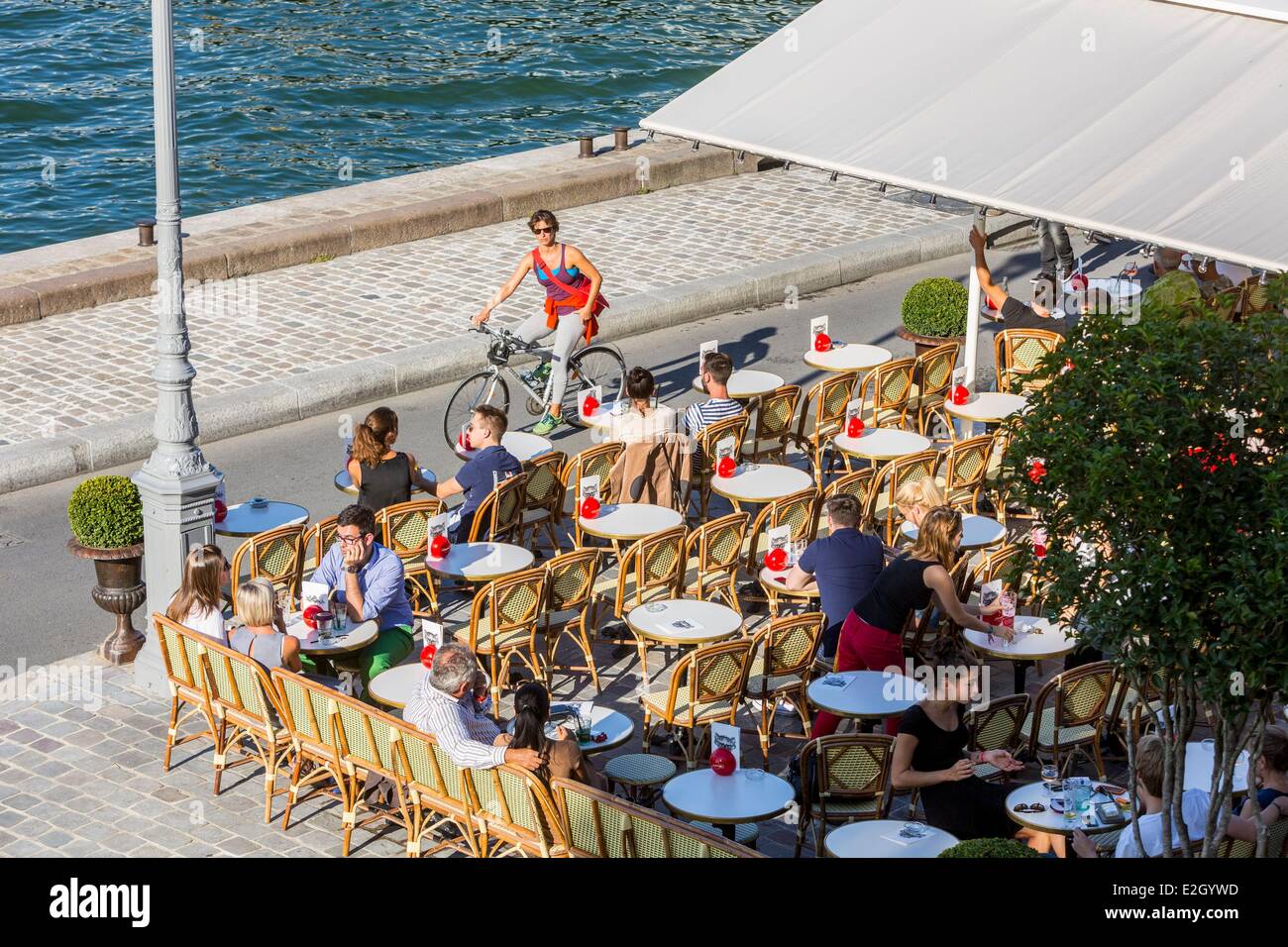 Frankreich Paris Banken seine Weltkulturerbe von UNESCO neue Berges am Quai D' Orsay Stockfoto