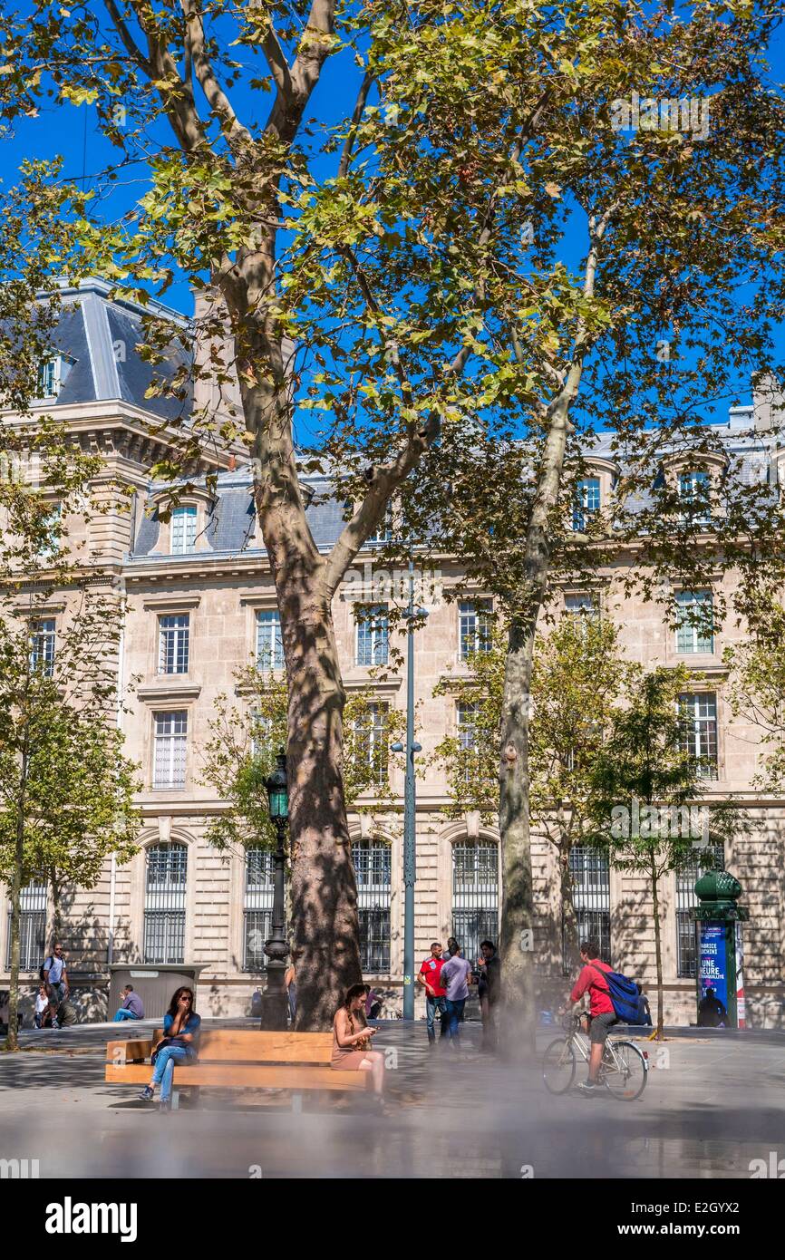 Frankreich Paris Place De La République qm renoviert im Jahr 2013 Stockfoto