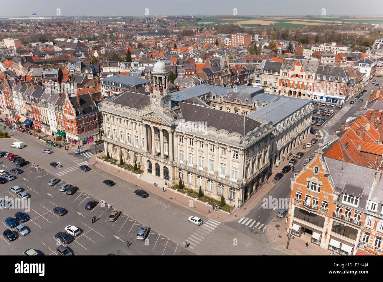 Frankreich Nord Cambrai Rathaus (Luftbild Stockfotografie Alamy