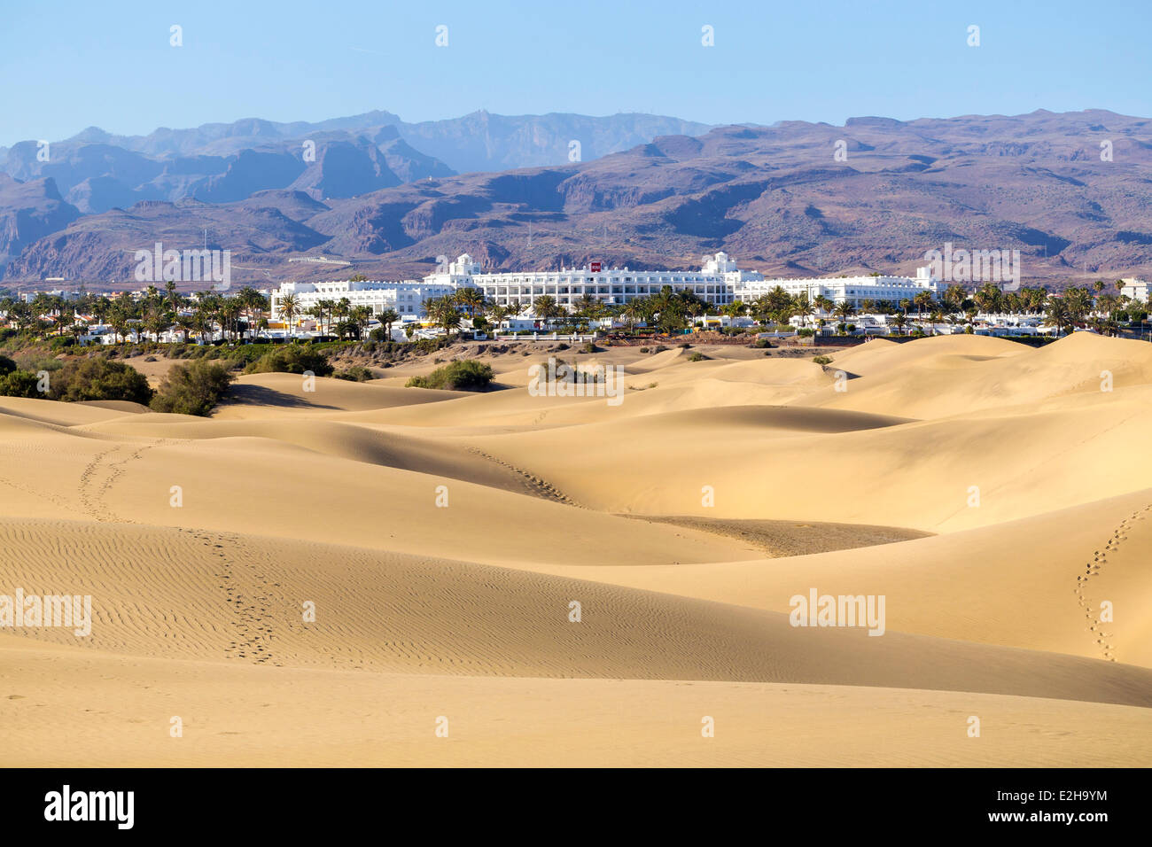 RIU Hotel am Strand mit Dünen bei Maspalomas, Dunas de Maspalomas, Gran Canaria, Kanarische Inseln, Spanien Stockfoto