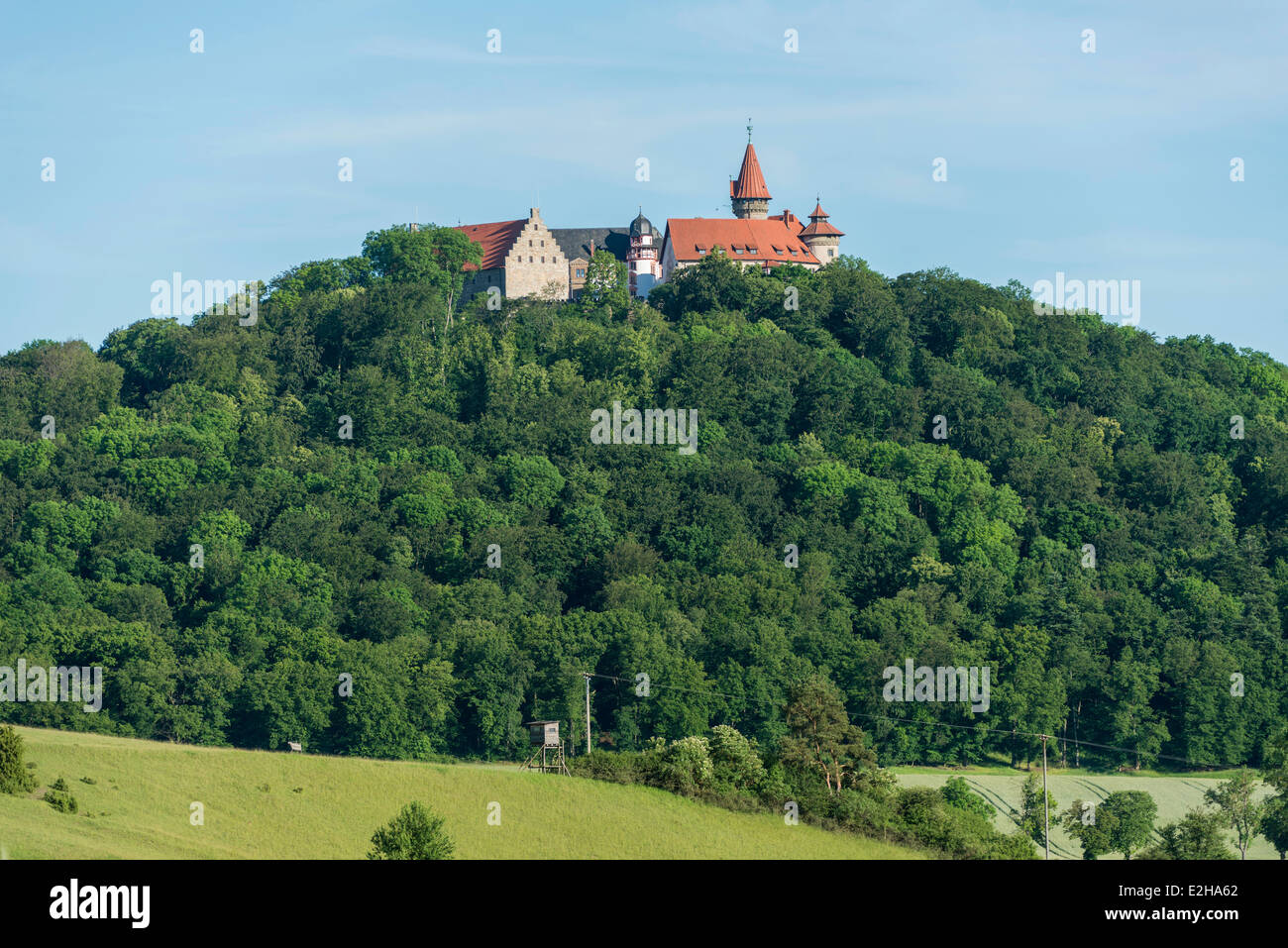 Veste Heldburg Festung, deutsche Burgmuseum ab 2015, auf einem bewaldeten Vulkankegel, Burgenstraße, Heldburg Stockfoto