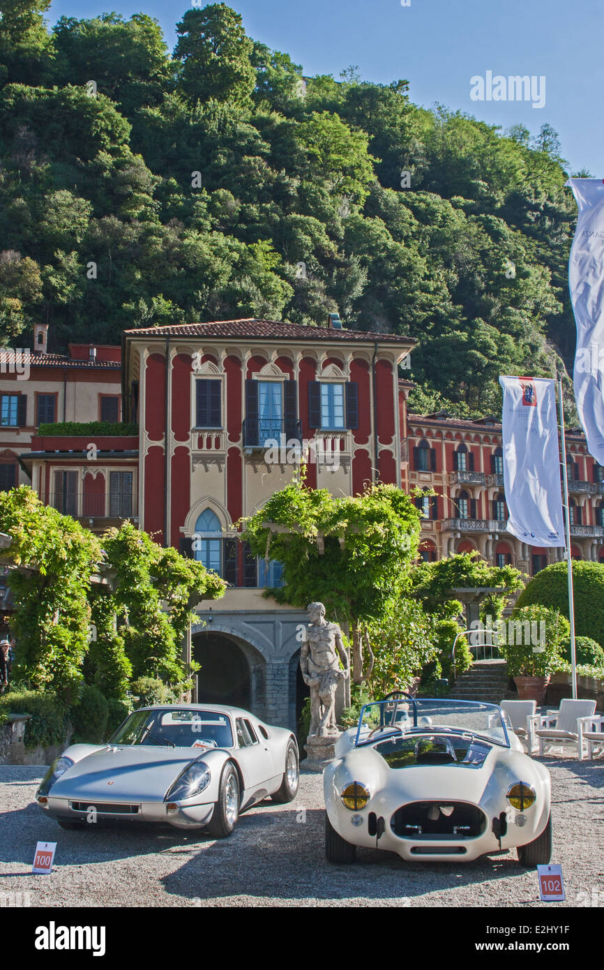 Porsche 904 GTS und Shelby Cobra 427 an der Concorso d ' Eleganza Villa d ' Este, Comer See, Italien, Mai 2014 Stockfoto