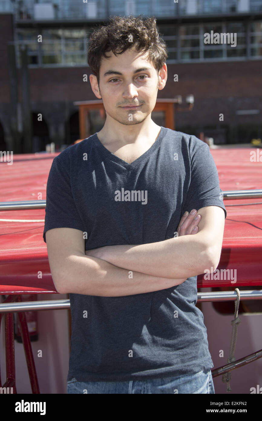 Johannes Klaußner bei einem Fototermin für 16. Geburtstag Auszeichnung Studio Hamburg Nachwuchspreis.  Wo: Hamburg, Deutschland bei: 03 Ju Stockfoto