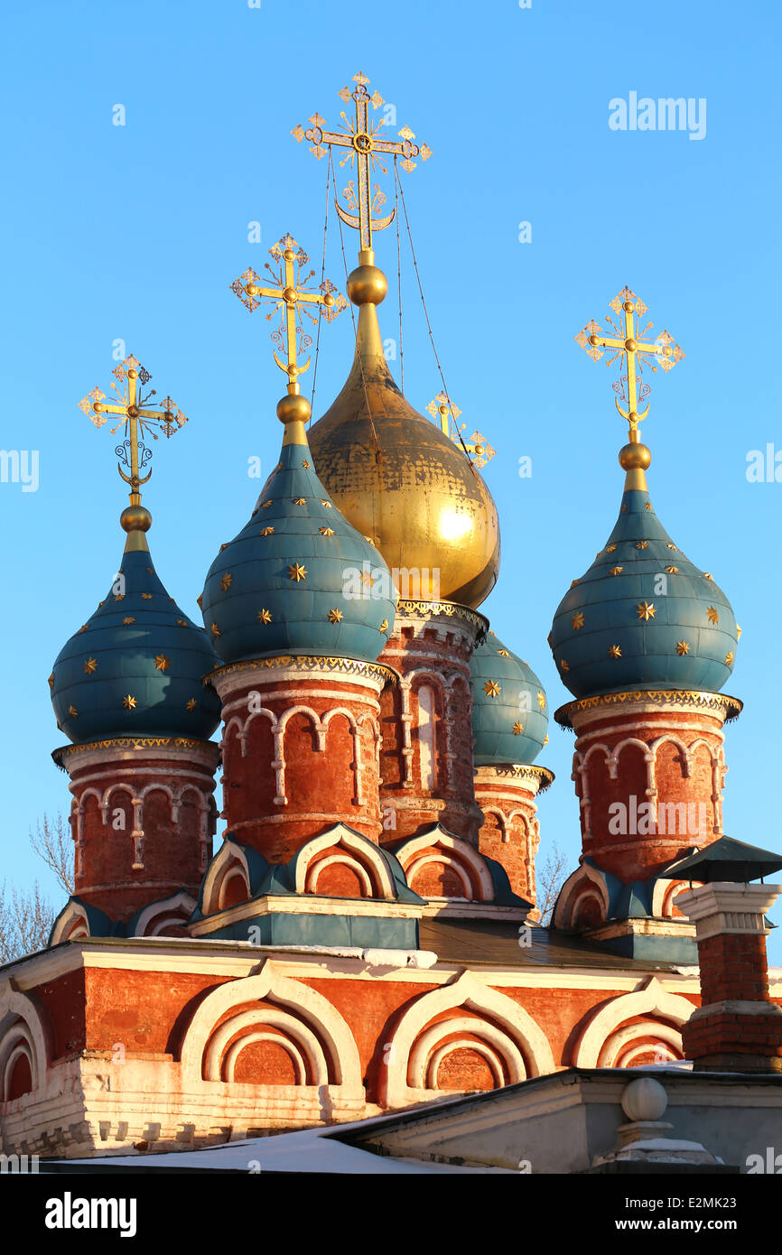 Schöne Kirche im Zentrum von Moskau Stockfoto