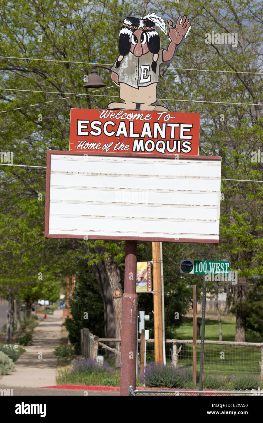 Melden Sie sich für die Moquis, das Schulemaskottchen in Escalante, Utah. Stockfoto