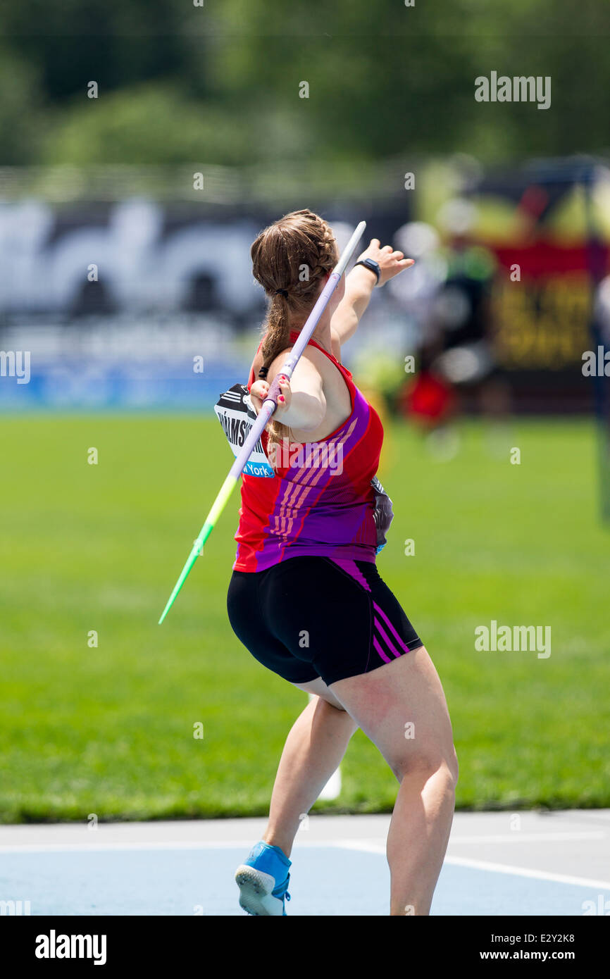 ASDIS Hjalmsdottir (ISL) im Wettbewerb im Speerwerfen bei den 2014, Adidas Track &amp; Field-Grand-Prix. Stockfoto