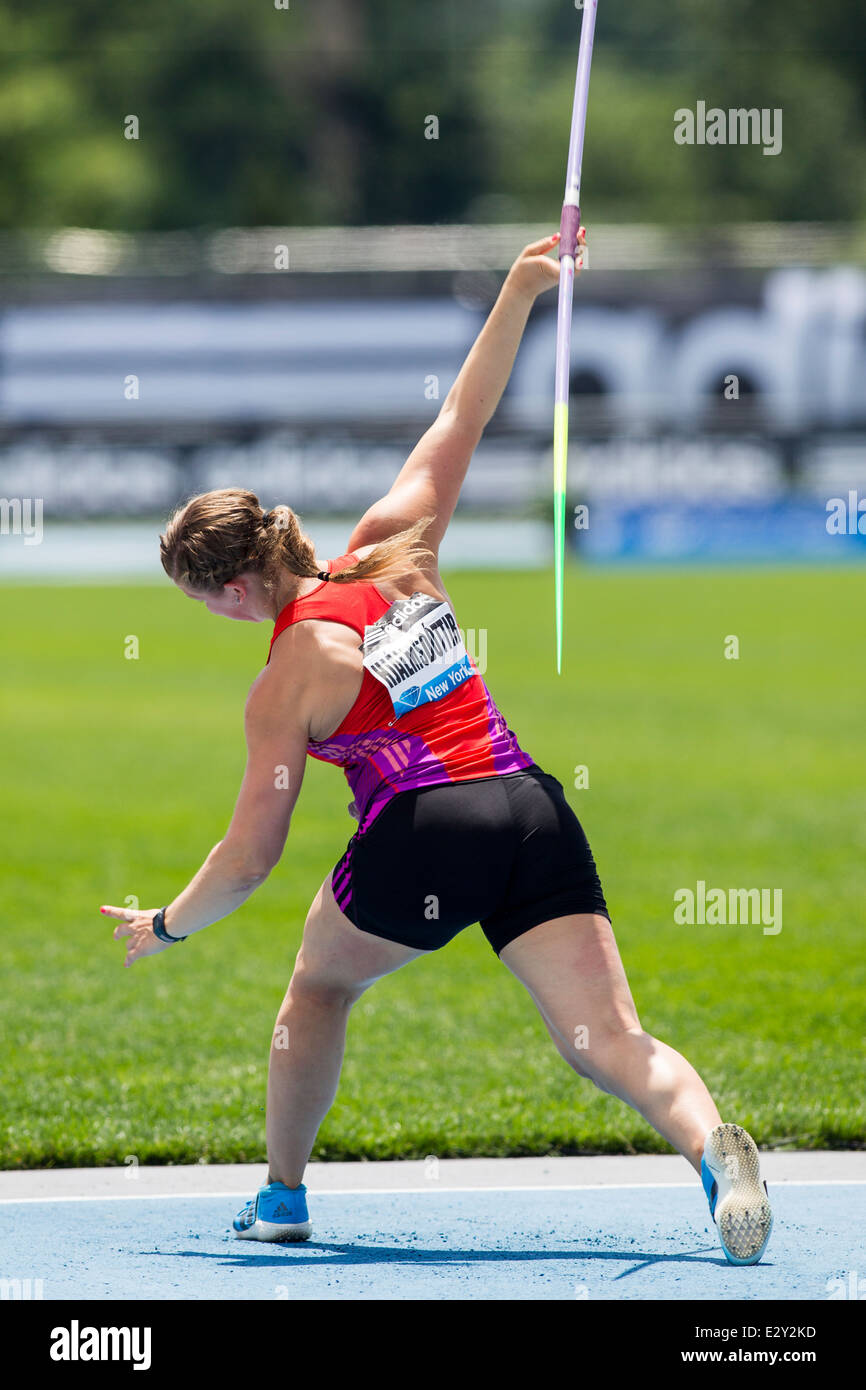 ASDIS Hjalmsdottir (ISL) im Wettbewerb im Speerwerfen bei den 2014, Adidas Track &amp; Field-Grand-Prix. Stockfoto