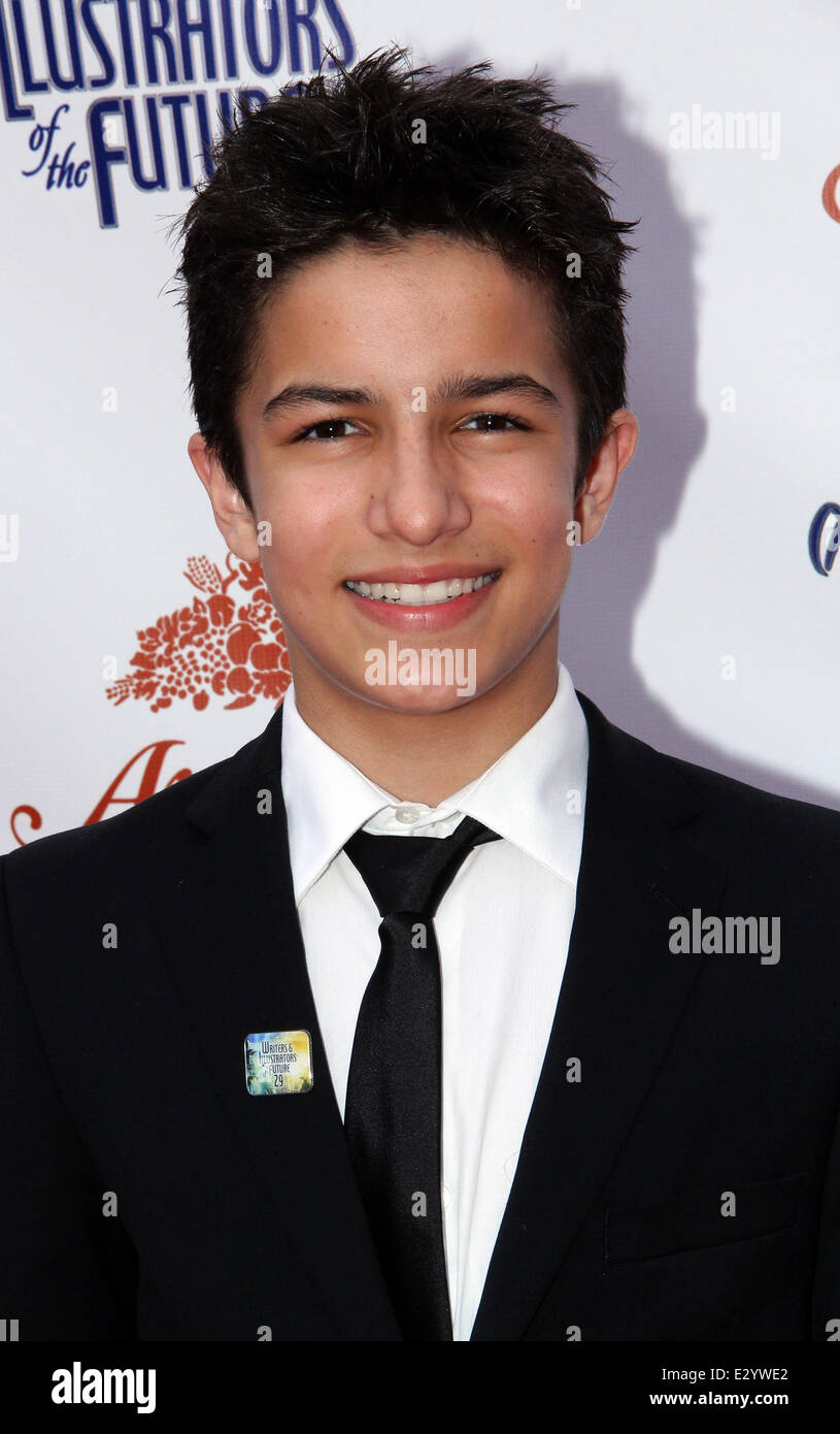 29. jährlichen L. Ron Hubbard Achievement Awards Gewinner der internationalen Autoren und Illustratoren von den zukünftigen Wettbewerben mit: Aramis Knight wo: Los Angeles, CA, Vereinigte Staaten von Amerika bei: 14. April 2013 Stockfoto