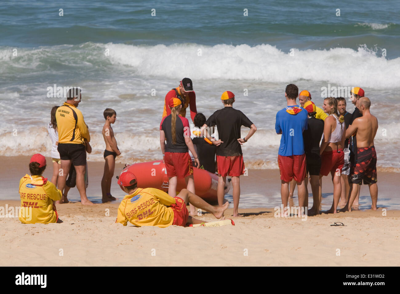 Surf Rescue Fertigkeiten gelehrt am manly Beach, Sydney, Australien Stockfoto