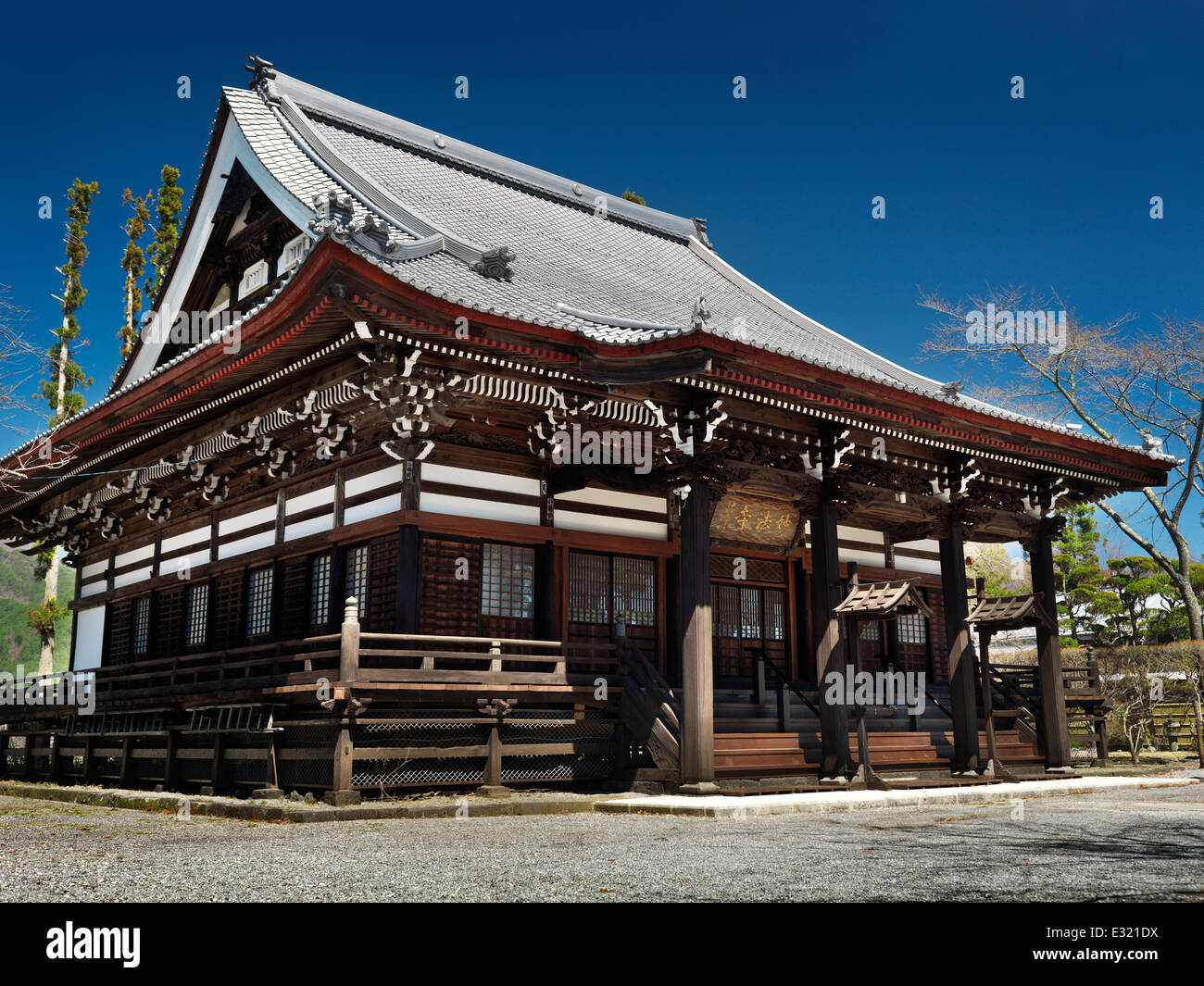 Myohoji Tempel in der Nähe von Mt. Fuji Kleinstadt Fujikawaguchiko, Yamanashi, Japan. 2014. Stockfoto
