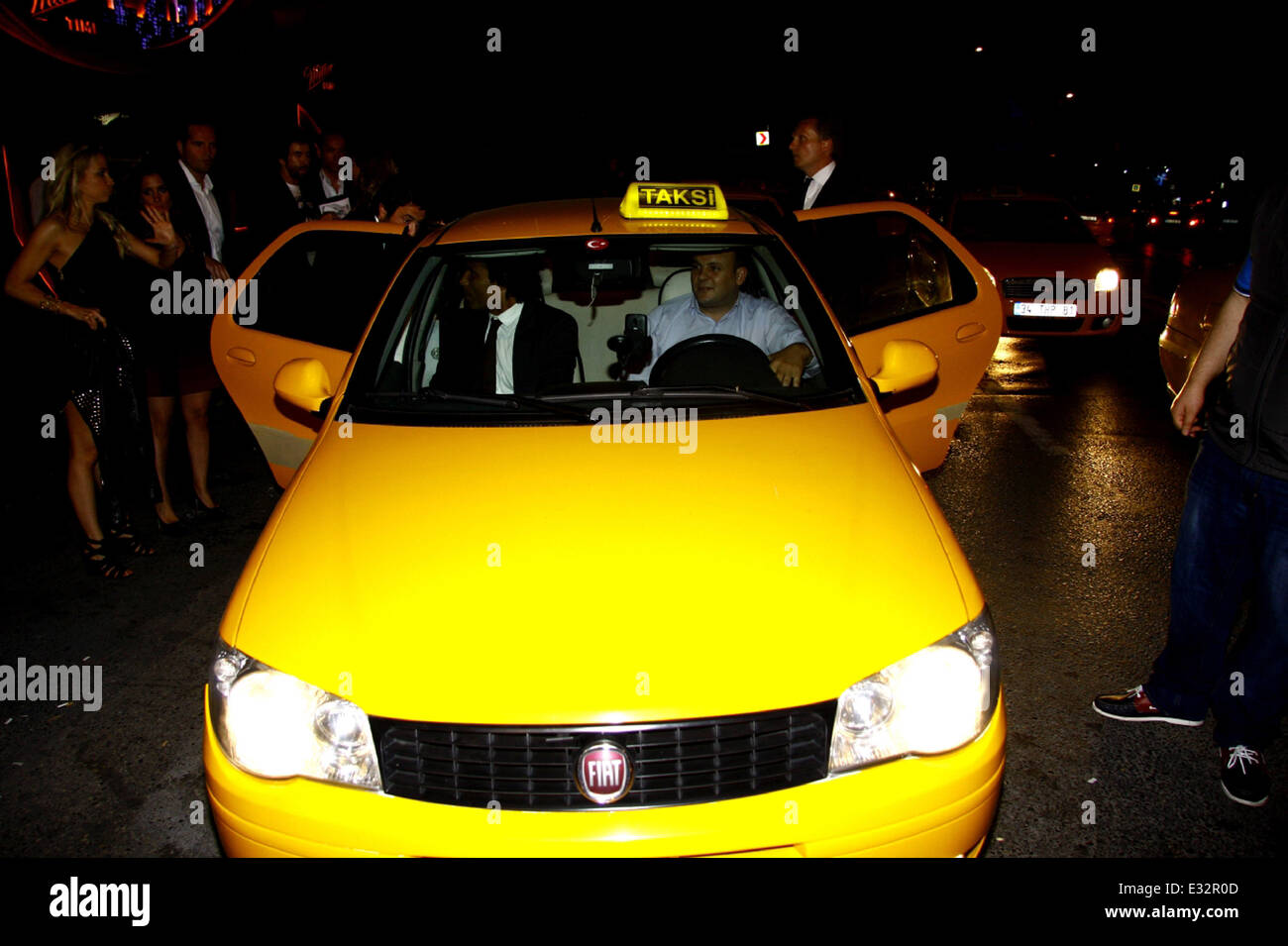 Pierre van Hooijdonk bei Galatasaray Holländer Wesley Sneijder und seiner Frau Model Yolanthe Cabau party im Club Reina Istanbul mit: Pierre van Hooijdonk wo: Istanbul, Türkei: 21. Mai 2013 Stockfoto