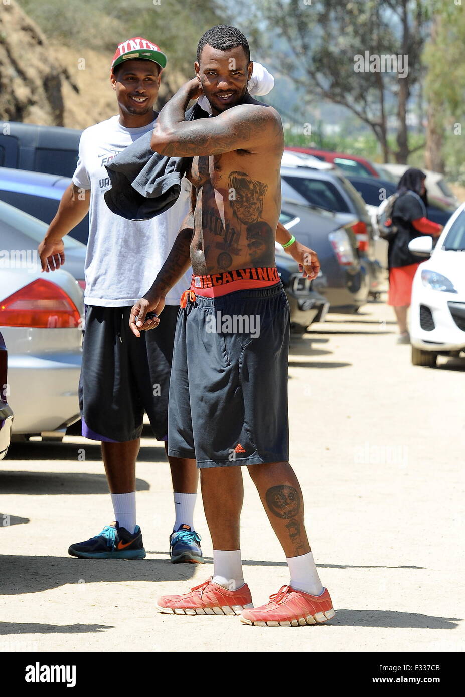 Gangster-Rapper The Game bei Runyon Canyon Wanderweg in Hollywood mit ...
