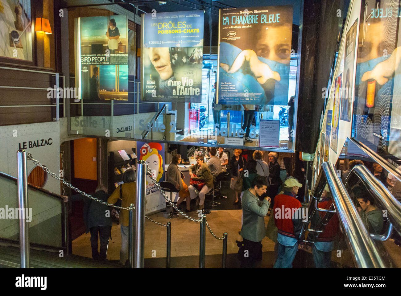 Paris, Frankreich, in der Kinolobby, French Movie Theatre Marquee, Franco-American International Film Festival, Champs Elysees, Le Balzac Kino, Stockfoto