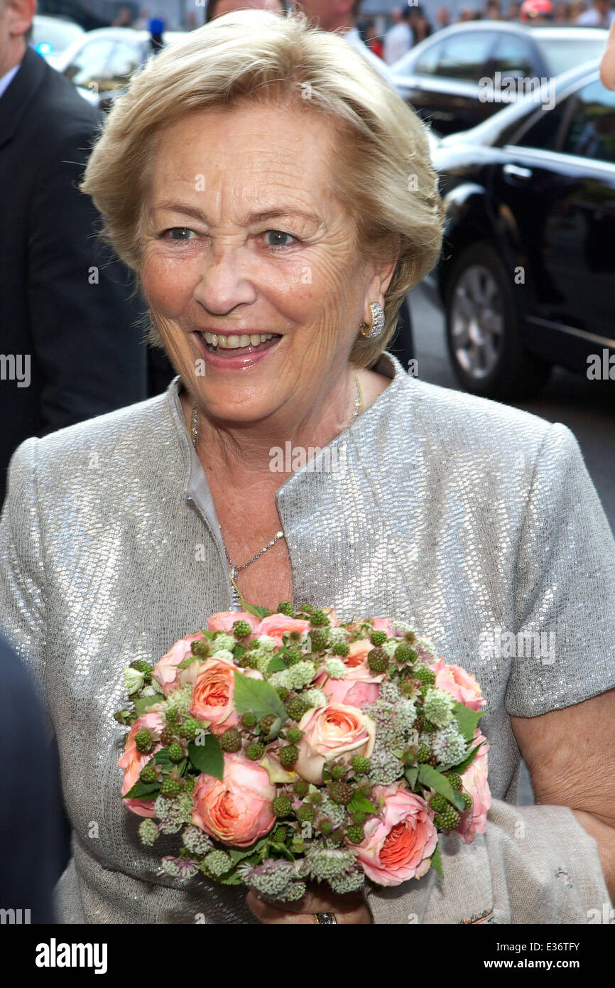 Die belgische Königsfamilie besuchen die Belgien Abdankung & Krönung Concert Featuring: Königin Paola von Belgien wo: Brüssel, Belgien: 20. Juli 2013 Stockfoto