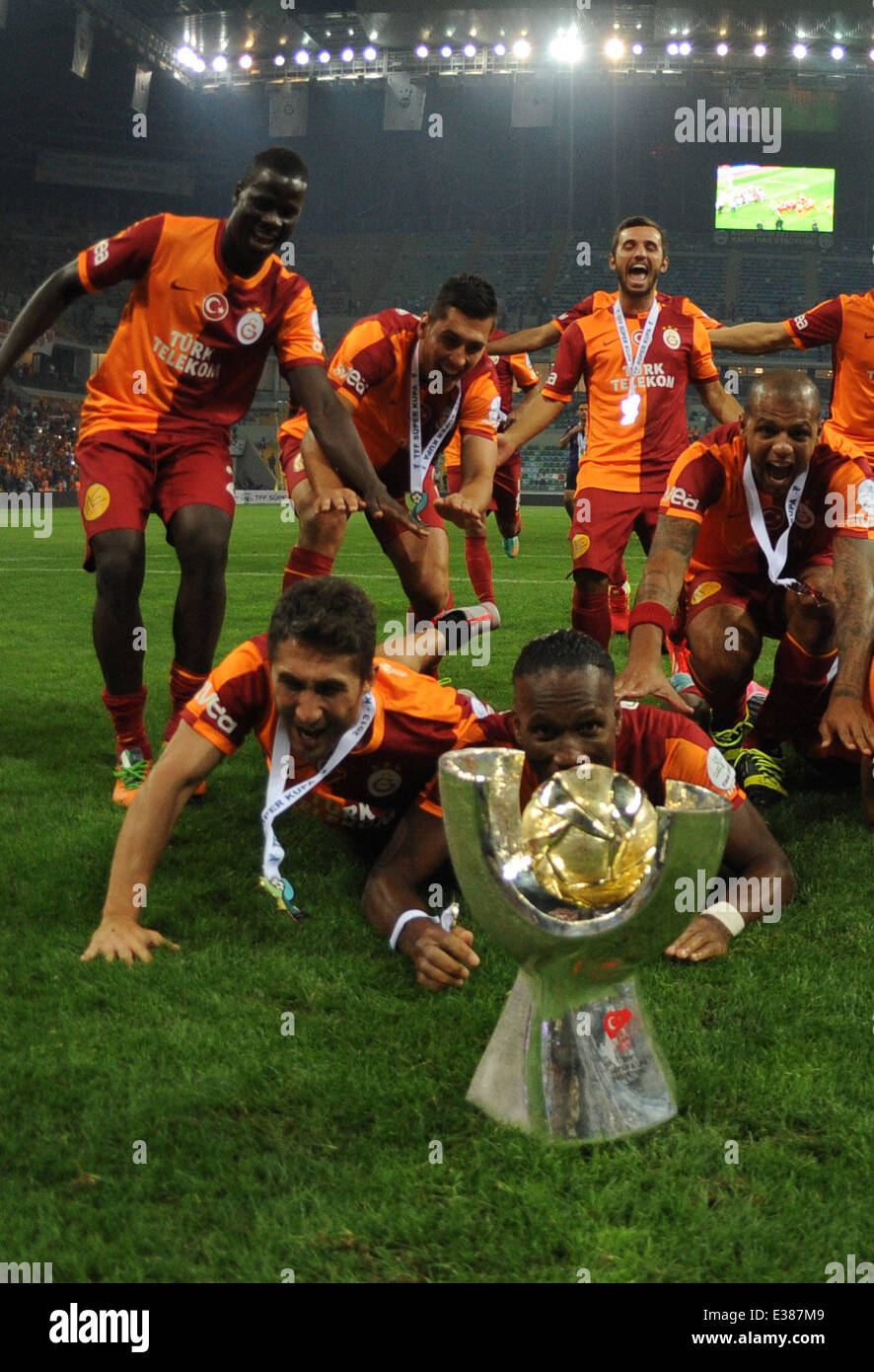 Türkischer Supercup Fußballspiel - Fenerbahce V Galatasaray an Kadir Has  Stadion in Kayseri. Spielergebnis: Fenerbahce 0 Galatasa Stockfotografie -  Alamy