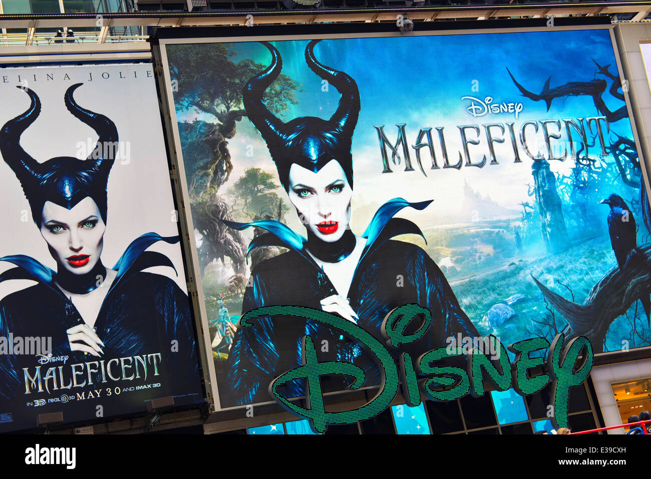Plakatwerbung Disneys Maleficent Vorführung in den Kinos ab 30. Mai 2014, New York, USA Stockfoto