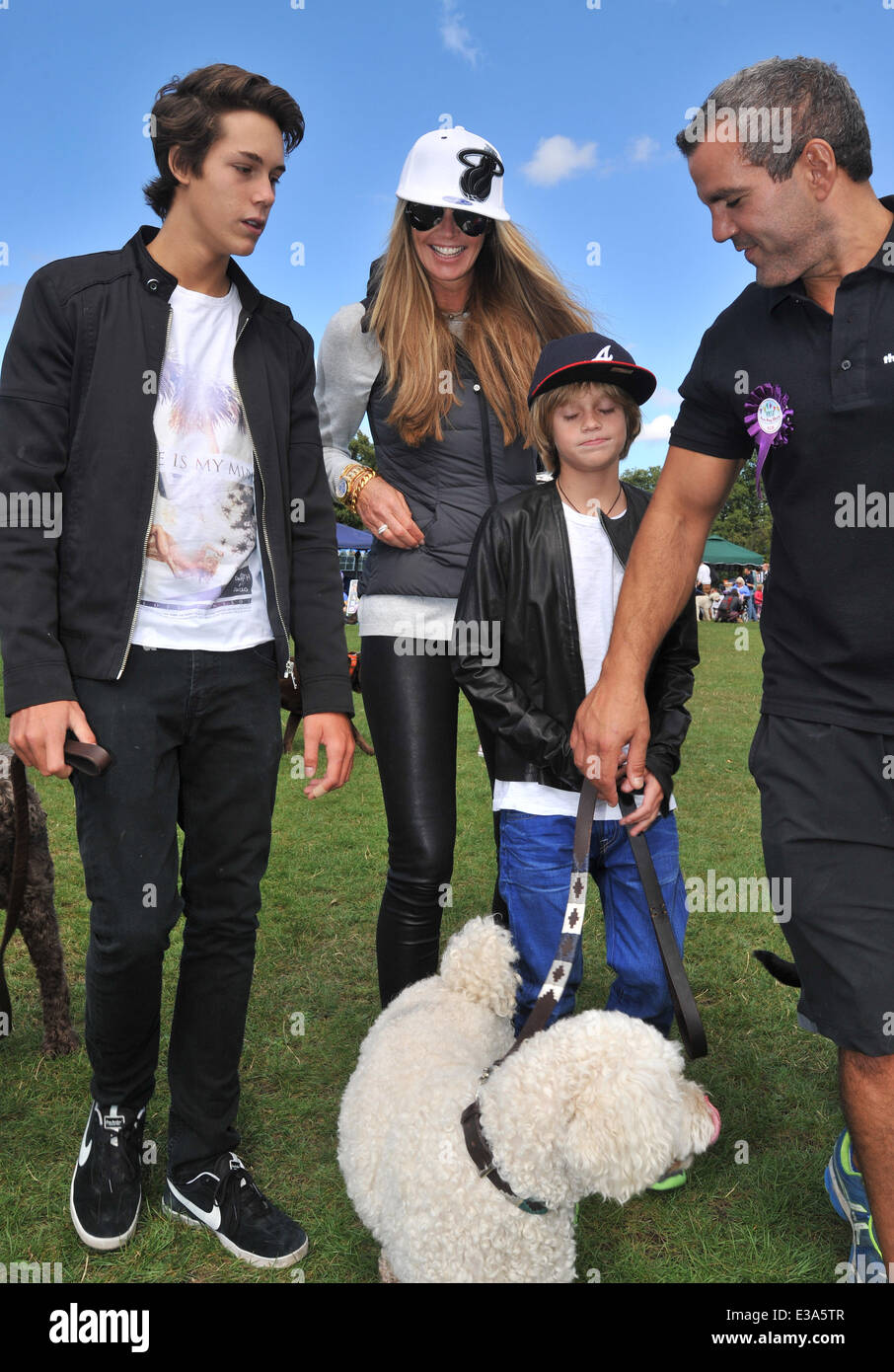 Welpen Hilfe 2013 Hundeausstellung statt in Primrose Hill Featuring Elle Macpherson, Arpad