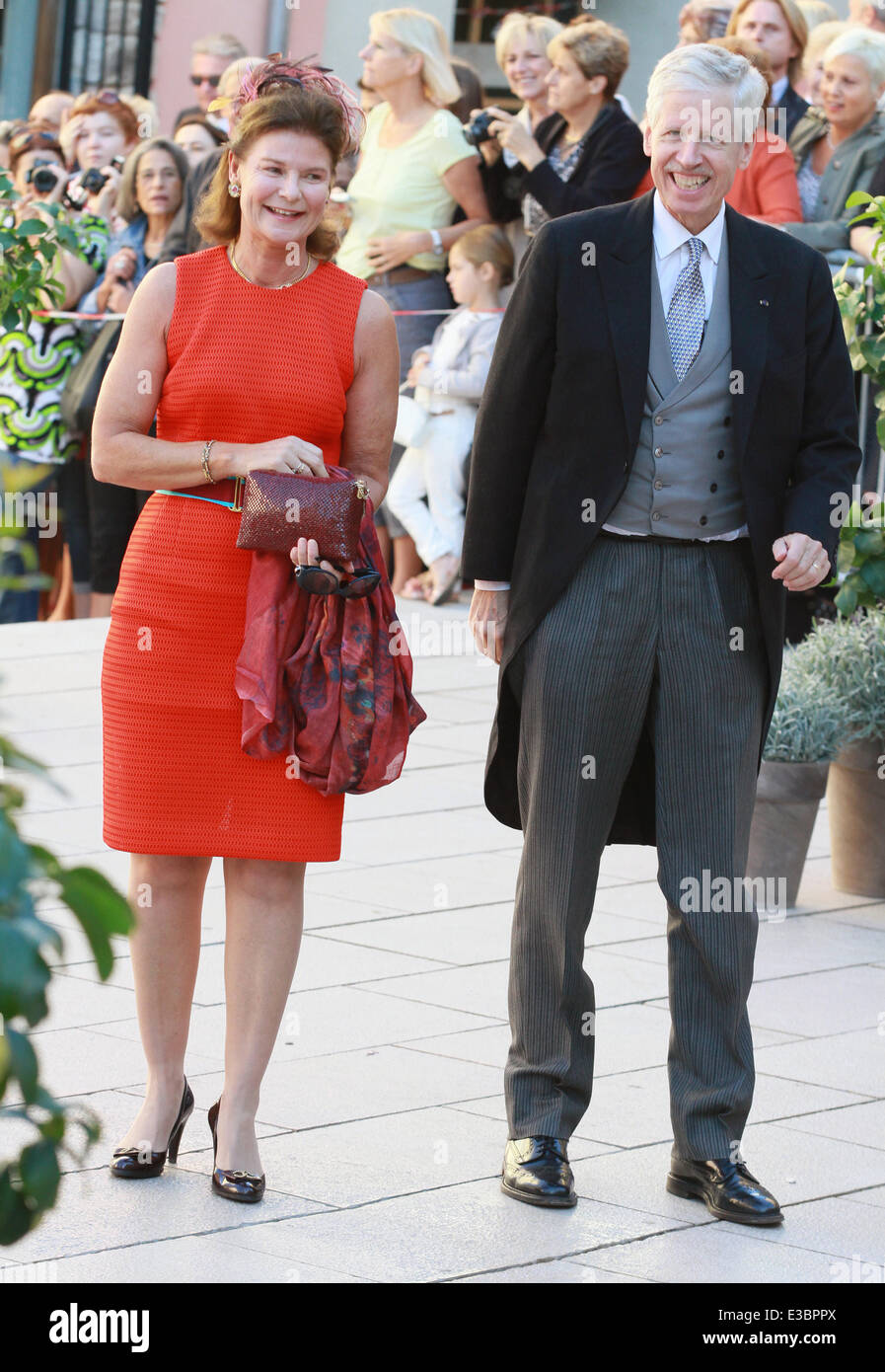 Die Hochzeit von Prinz Felix von Luxemburg und Claire Lademacher an der Basilika Sainte Marie-Madeleine Featuring: Prinzessin Margaretha von Liechtenstein, Prinz Nikolaus von Liechtenstein wo: Saint-Maximin-La-Sainte-Baume, Frankreich bei: 21 Sep 2013 ** nicht verfügbar für die Veröffentlichung in Deutschland ** Stockfoto