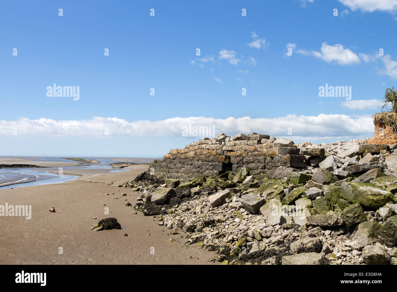 Zerstörten Kai von Jenny Browns Point Morecambe Bay, Silverdale, Lancashire UK Stockfoto