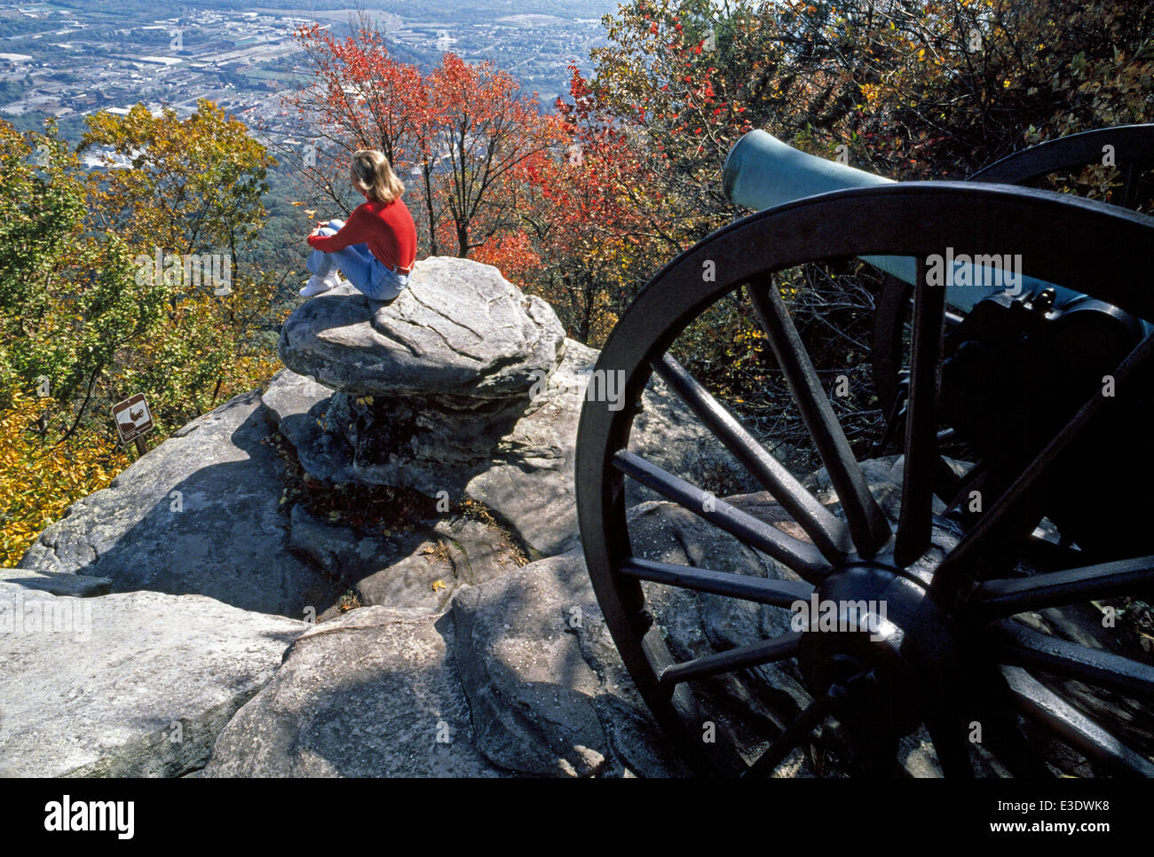 Eine amerikanischer Bürgerkrieg Schlacht Seite auf Lookout Mountain bietet herrliche Aussicht auf das Tal und die Stadt Chattanooga im südöstlichen Tennessee, USA. Stockfoto