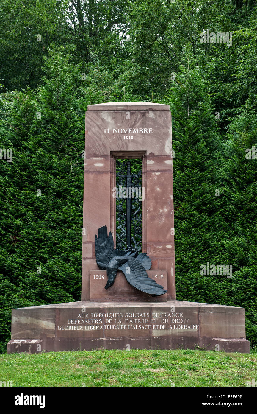 WW1-Alsace-Lorraine-Denkmal an der Lichtung Rethondes / Lichtung des Waffenstillstandes / Clairière de l'Armistice bei Compiègne, Frankreich Stockfoto