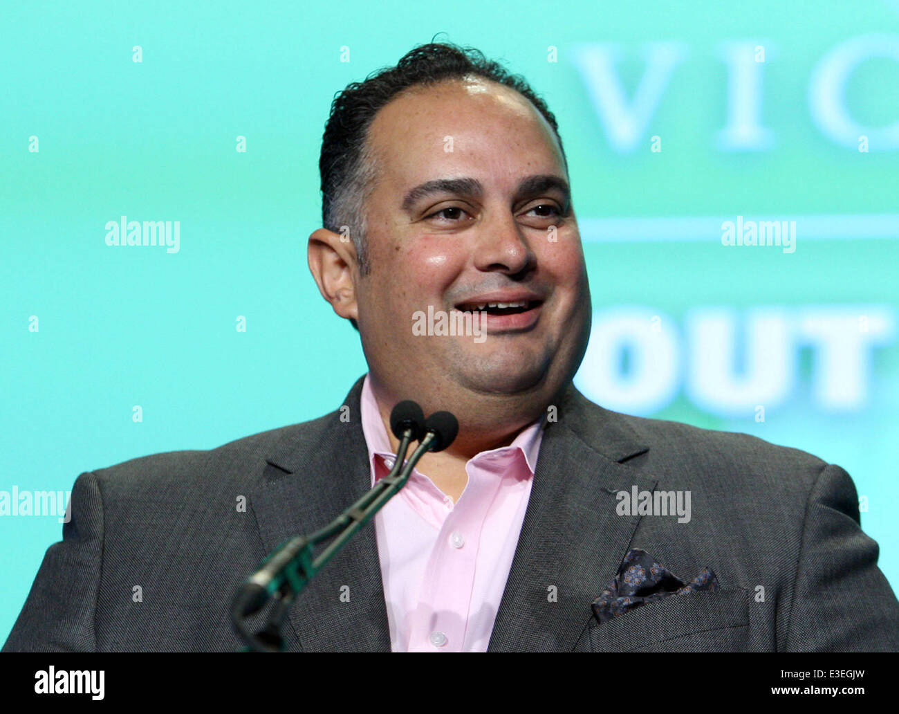 Sieg-Fonds-Champagner-Brunch im The Beverly Hilton Hotel Featuring statt: California State Assembly Sprecher John A. Perez Where: Beverly Hills, Kalifornien, USA bei: 20. Oktober 2013 Stockfoto