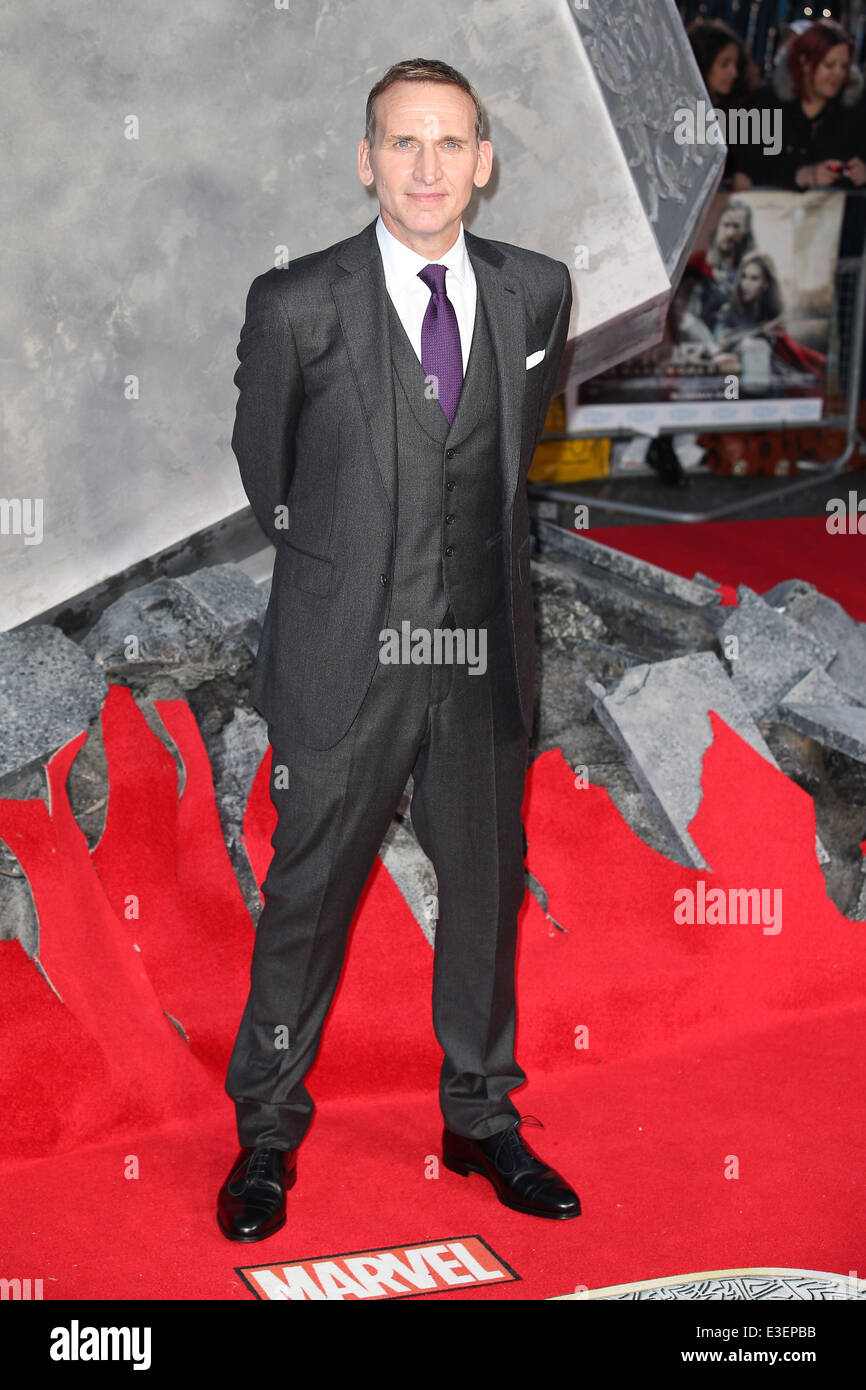 Christopher Eccleston besucht die Weltpremiere von "Thor: The Dark World" im Odeon Leicester Square, London mit: Christopher Eccleston Where: London, Vereinigtes Königreich bei: 22. Oktober 2013 Stockfoto