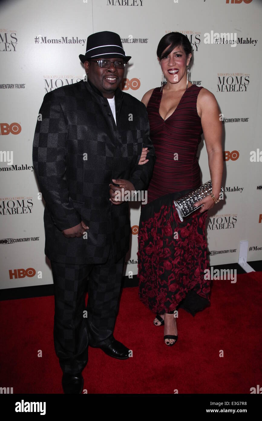 HBO beherbergt Special Screening von Whoopi Goldberg präsentiert Moms Mabley at The Apollo Theater 253 West 125th Street Featuring: Shawn Cornelius, Rain Pryor wo: NYC, New York, Vereinigte Staaten von Amerika bei: 7. November 2013 Stockfoto